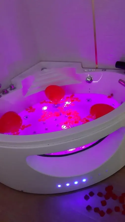 Nid D'Amour Baignoire/Jacuzzi Νίκαια Γαλλία